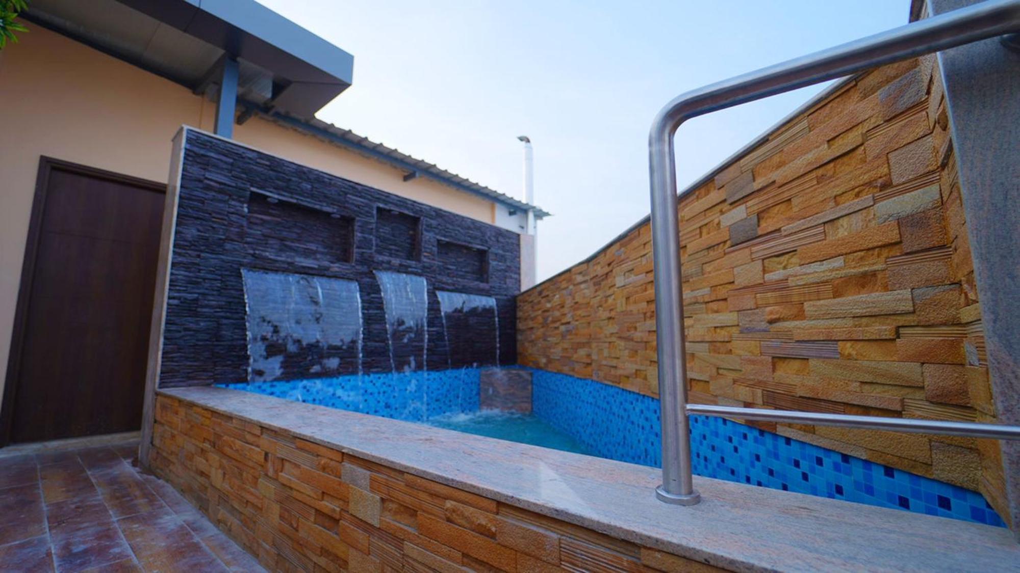 Hotel Elpaso Salem Luaran gambar