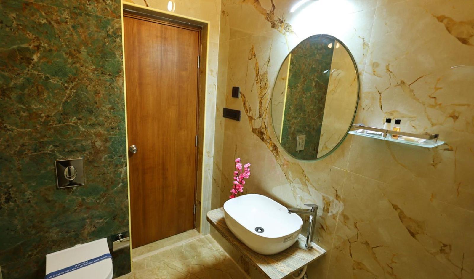 Hotel Elpaso Salem Luaran gambar